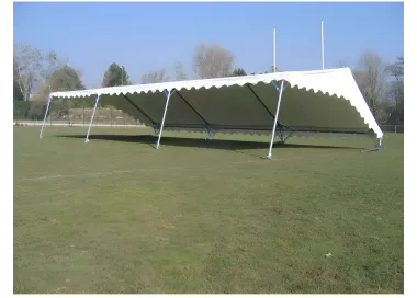 Tente de réception 6 x 12 m - Super Plein Air - 72 m² - Toit rayé vert/blanc + armature