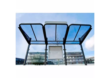 Station bus Conviviale® avec bardages verre PROCITY