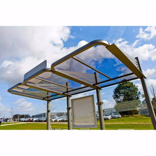 Station bus Conviviale® avec bardages verre PROCITY