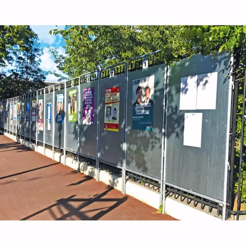 Panneau d'affichage électoral pour 2 candidats