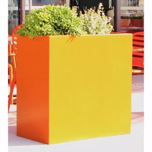 Jardinière rectangulaire en béton OSIRIS