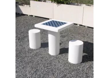 Table de jeu société en béton LES P'TITS CHEVAUX