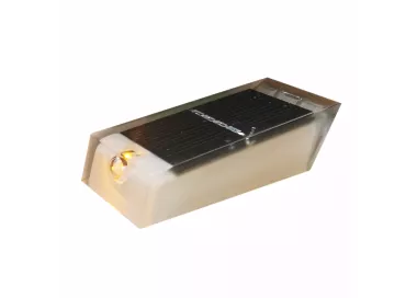 Lampe led solaire pour ralentisseur et butée