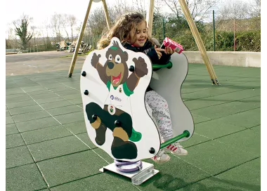 Cacho inclusif pour enfants à mobilité réduite