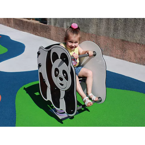 Panda inclusif pour enfants à mobilité réduite