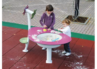 Table de jeux inclusive Eidos avec caléidoscope