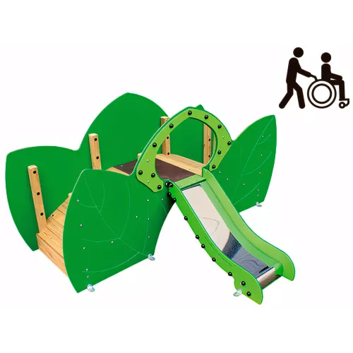 Toboggan inclusif en bois pour enfants différents