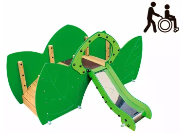 Toboggan inclusif en bois pour enfants différents