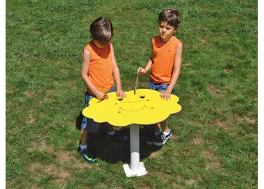 Table Nuage inclusive pour enfants différents