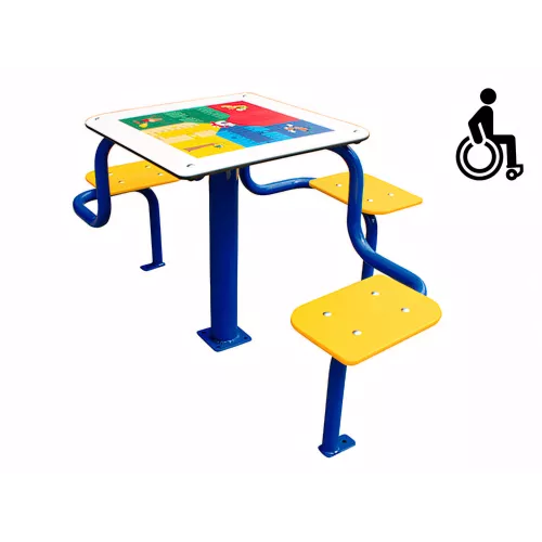 Table de jeux inclusive avec sièges intégrés