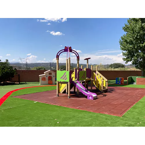 Parc Potes avec toboggans pour 1-6 ans