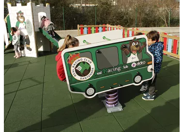 Bus racing pour 4 enfants 1-12 ans