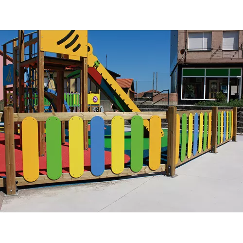 Jeux en bois traité pour enfants