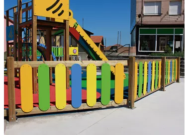Jeux en bois traité pour enfants