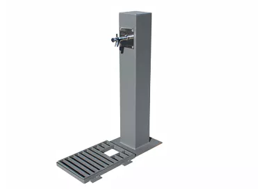Fontaine en acier noir avec robinet