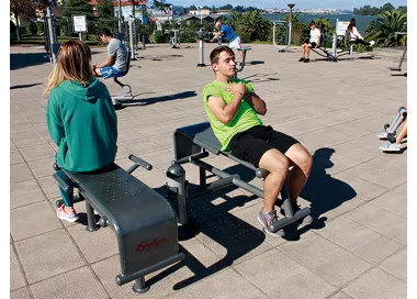 Double banc abdominaux en acier peint