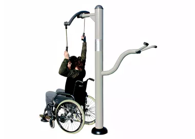 Étirement du dos et épaules en acier