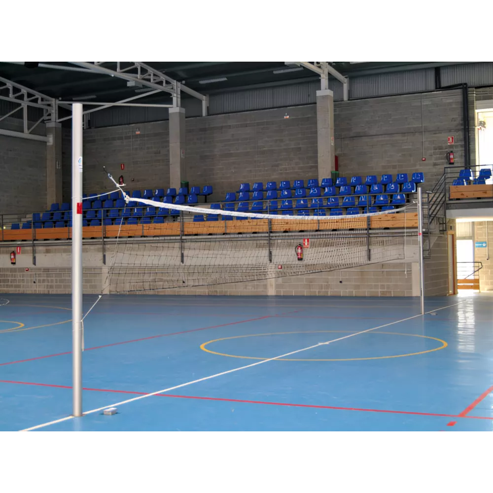 Volley-ball aluminium avec treuil et fourreaux Volley-ball aluminium avec treuil et fourreaux