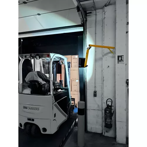 Projecteur LED de quai sur bras articulé
