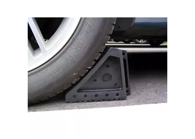 CALE ROUE VOITURE