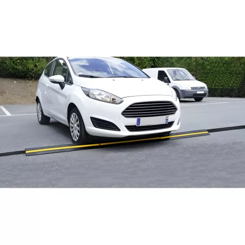 Passe-câbles caoutchouc 60mm pour chantier 40T