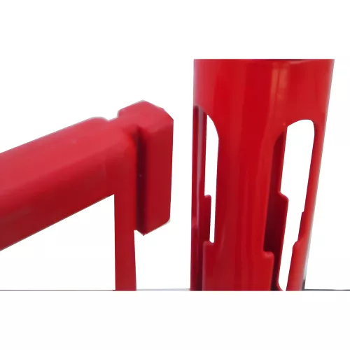 Kit poteaux abs rouge et blanc avec barrière