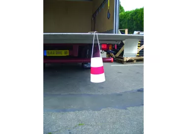 Fardier de signalisation avec drisse routière