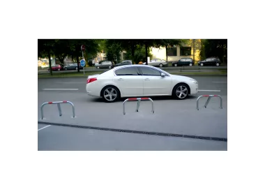 Arceau de parking haute résistance, pieds fonte, bandes réfléchissantes, serrure