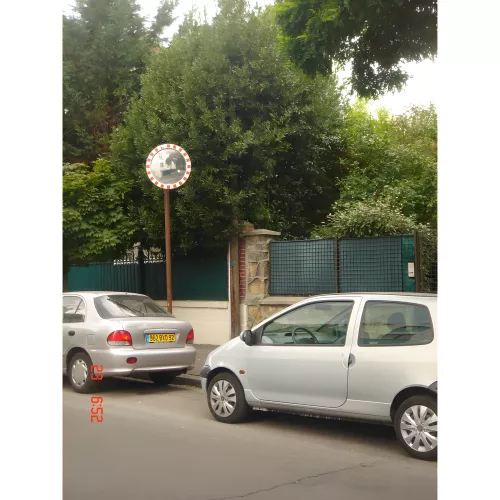 MIROIR DE VOIRIE ROND AVEC BANDES RÉFLÉCHISSANTES