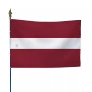 Drapeau Lettonie sur hampe avec lance décorative