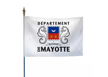 Drapeau Mayotte en maille polyester avec hampe