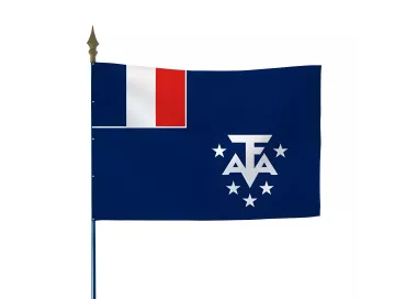 Drapeau Terres Australes en maille polyester 115 g/m²