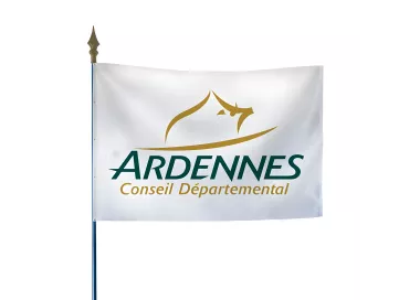 Drapeau du Conseil départemental des Ardennes sur hampe