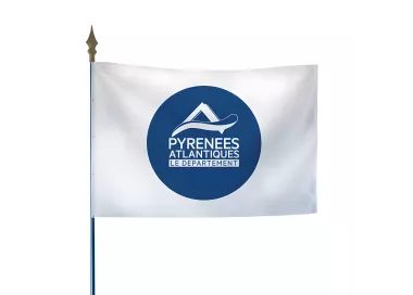 Drapeau du Conseil Départemental des Pyrénées-Atlantiques en maille polyester