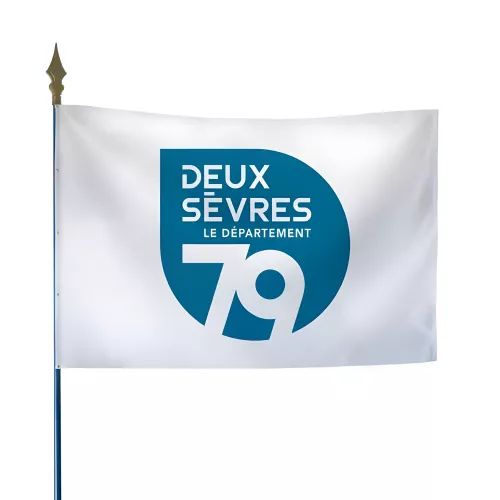 Drapeau sur hampe du Conseil Départemental des Deux-Sèvres