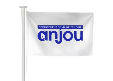 Pavillon du Conseil Départemental de Maine-et-Loire à hisser