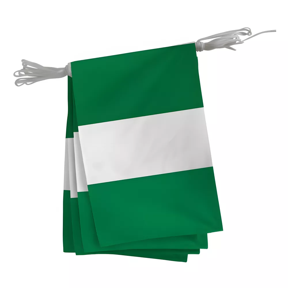 Guirlande du Nigeria en maille polyester 115 g/m² Guirlande du Nigeria en maille polyester 115 g/m²