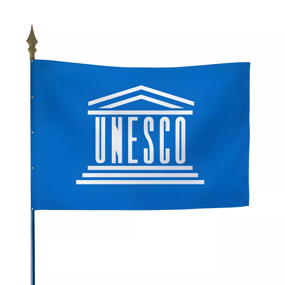 Drapeau de l'UNESCO en polyester 115g/m² Drapeau de l'UNESCO en polyester 115g/m²