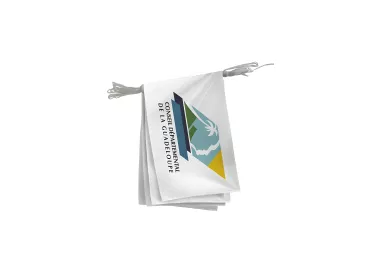 Guirlande département Guadeloupe en maille polyester 20 x 30 cm