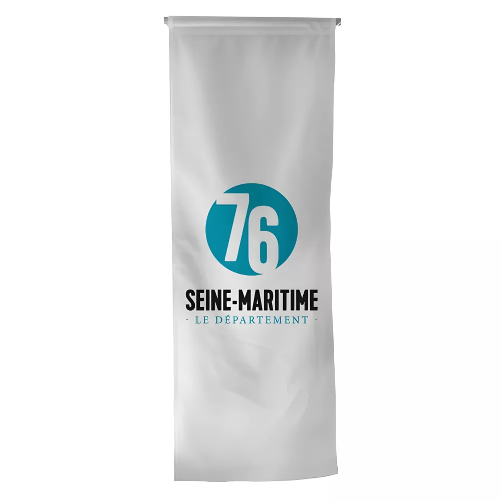 Oriflamme du Conseil Départemental de la Seine-Maritime en maille polyester Oriflamme du Conseil Départemental de la Seine-Maritime en maille polyester