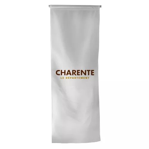 Oriflamme du Conseil Départemental de la Charente en maille polyester