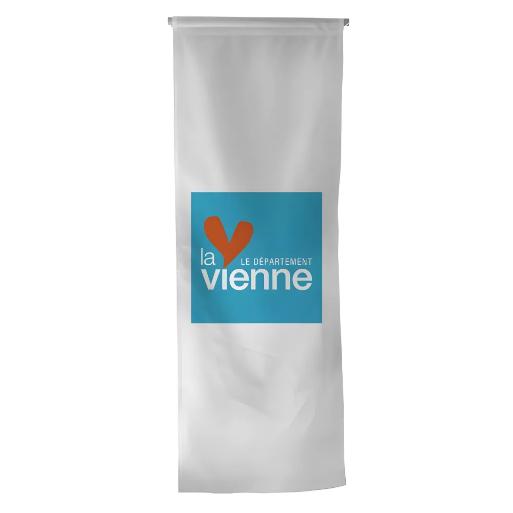 Oriflamme du Conseil Départemental de la Vienne avec traverse