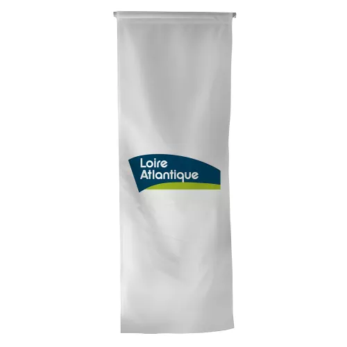 Oriflamme du Conseil Départemental de Loire-Atlantique en maille polyester