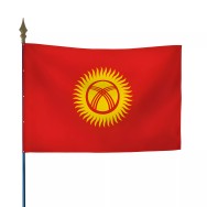 Drapeau Kirghizistan en maille polyester avec hampe